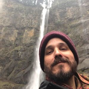 Meet your Posher, Javier